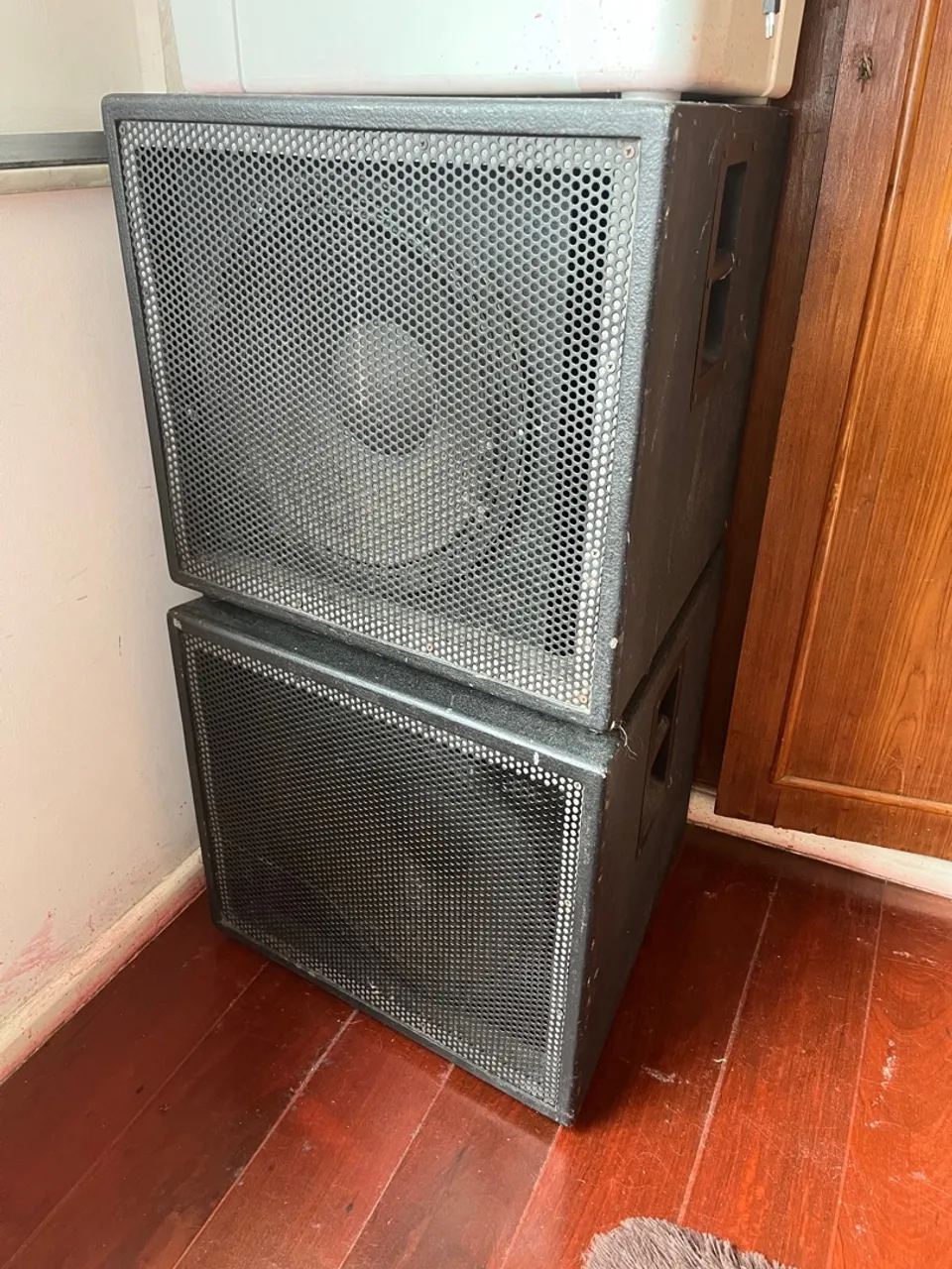 Vendo 2 Subgraves Oversound Sub800 800w, 15 (raridade)
