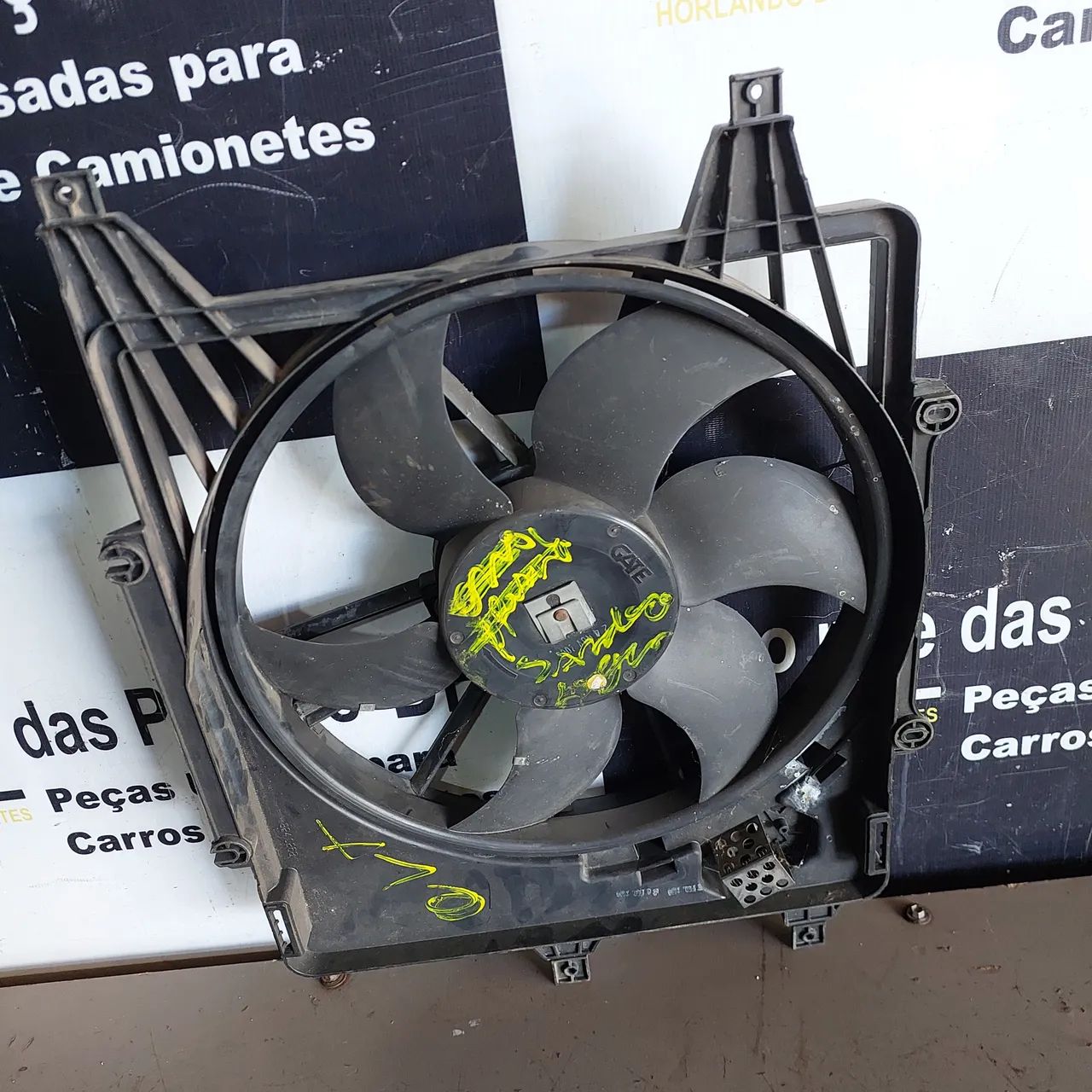 Defletor Ventoinha Do Clio Sandero 1.6 16v Com Ar Condicionado 2007/14