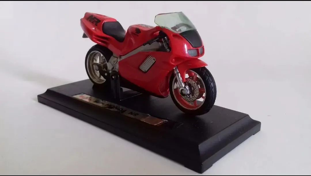 Miniatura Honda NR 750 - Colecionador - Foto 4