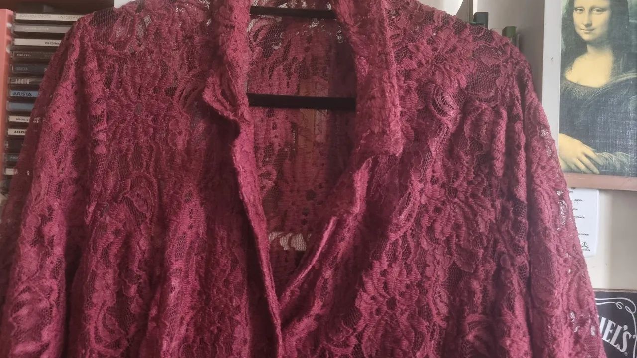 Blazer de renda vinho feminino
