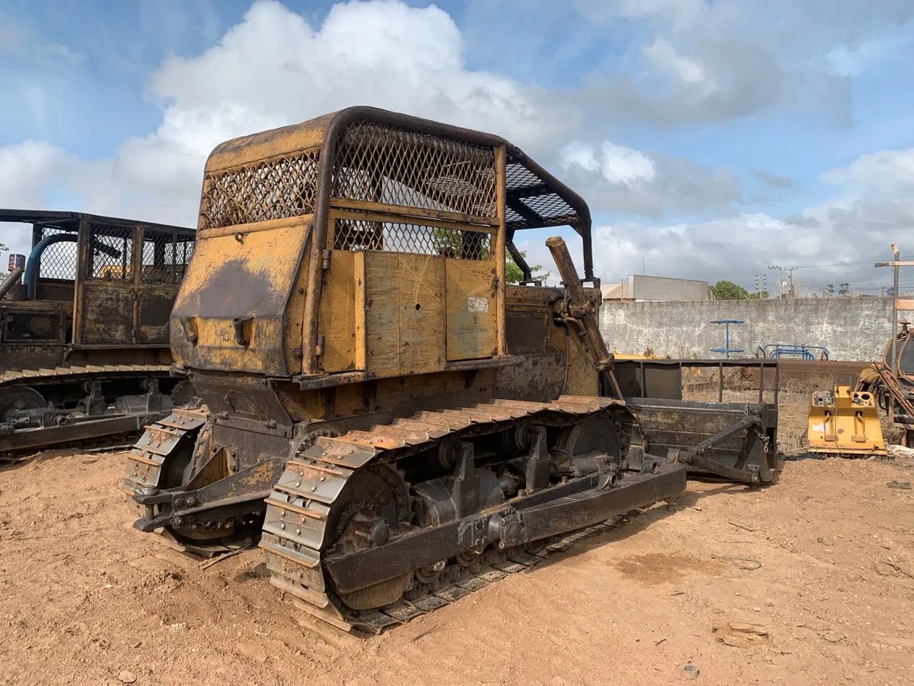 Trator de Esteira  Komatsu D50 - Usado - Foto 4