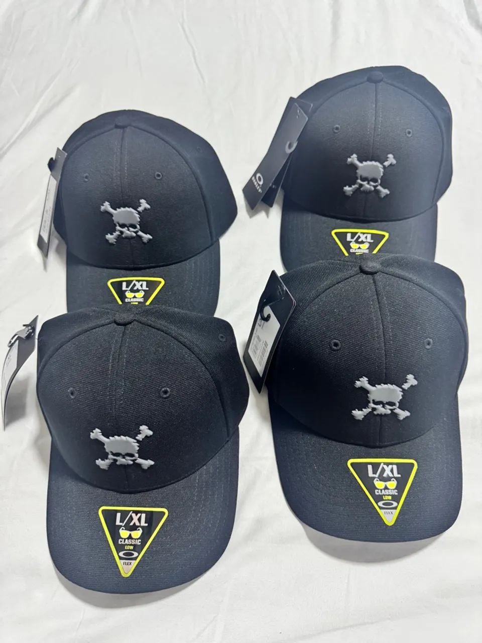 Boné Oakley Skull - L/Xl