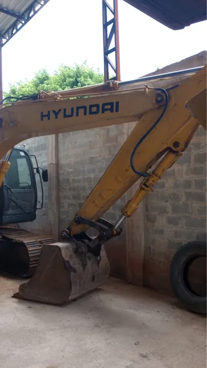 Escavadeira Hyundai