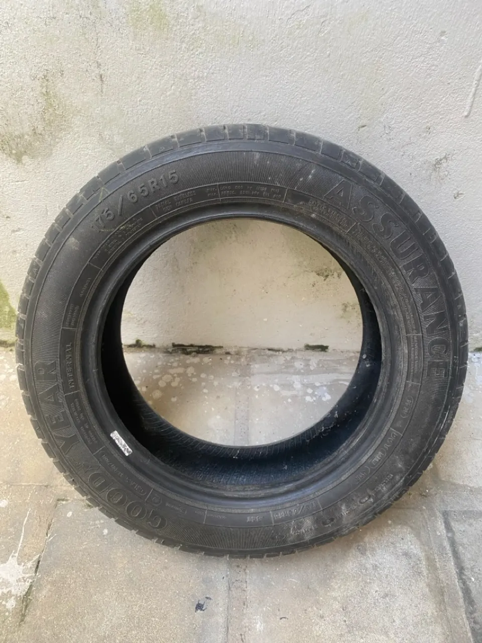 Pneu Goodyear Assurance 175/65R15