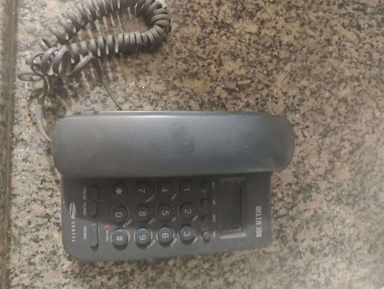 Telefone delta 300