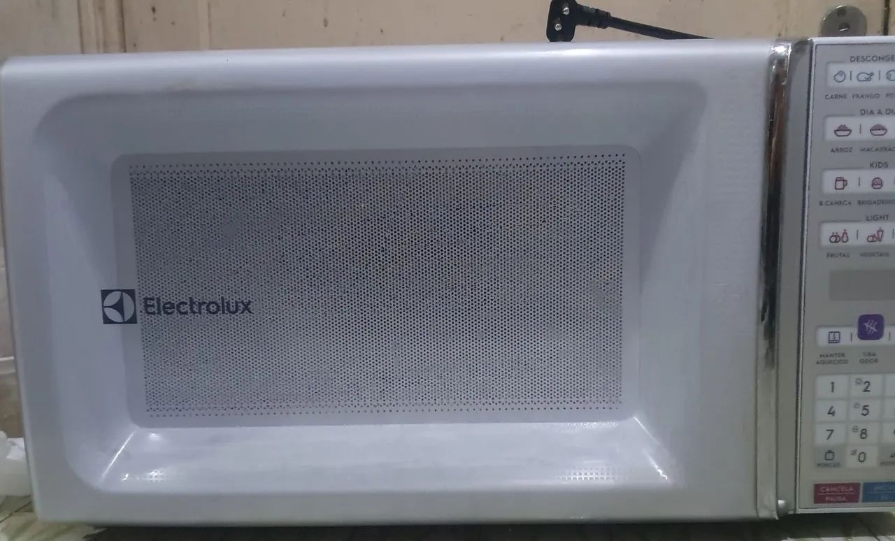 Microondas Electrolux 34 litros  - Foto 3