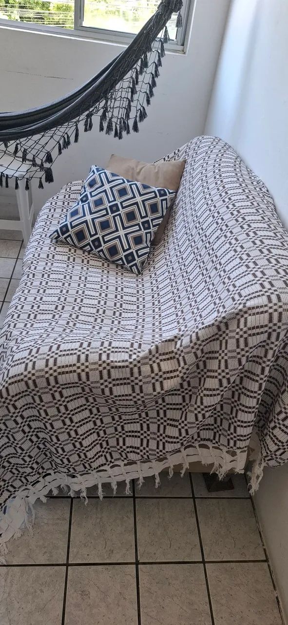 Sofá de couro sintético 2 lugares  - Foto 2