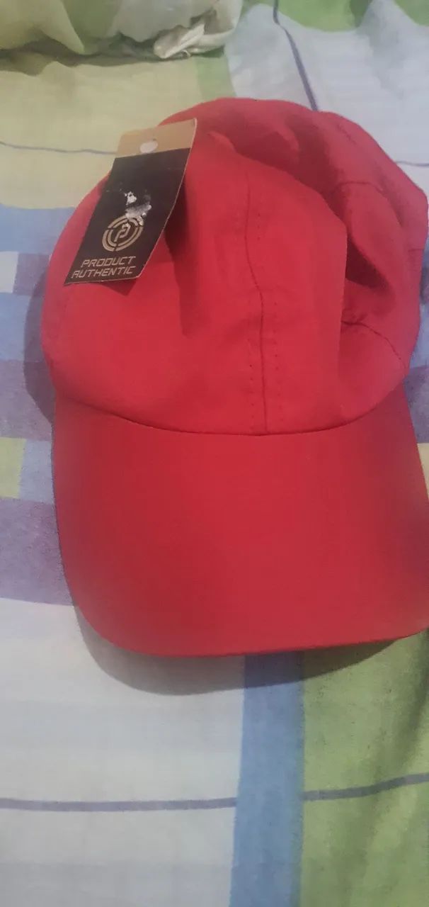 Boné Vermelho Esportivo - marca product authentic importado. 