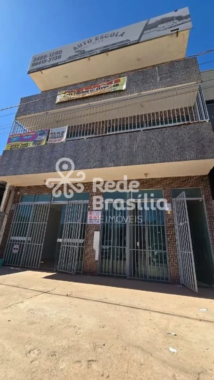 Prédio três andares. Itapoã, Paranoá