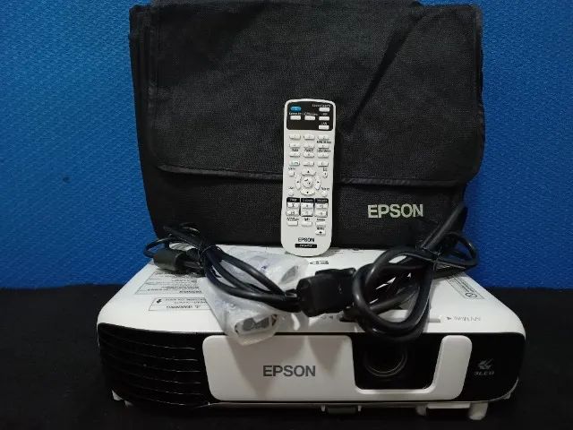 Projetor Epson S41+ semi-novo