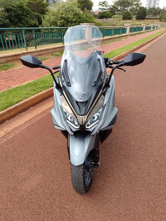 Kymco AK550 O excelente estado revisada na CC. - Foto 3