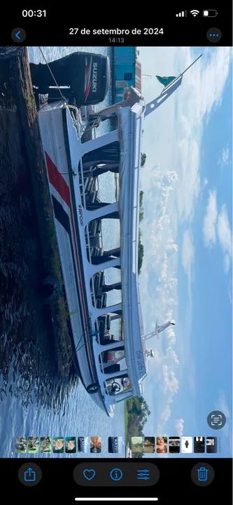 Lancha expresso motor 250 HP