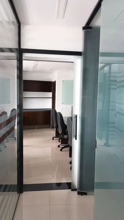 Prédio comercia CRITAL OFFICE 75M2. MOBILIADO E CLIMATIZADO. ADRIANÓPOLIS. - Foto 11