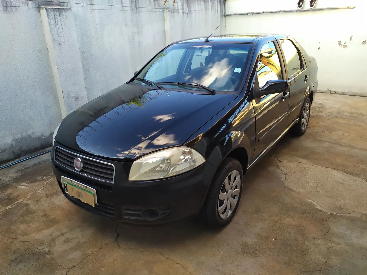 Fiat Siena El 1.4, 2010/2011,pneus novos, Particular, Sem leilão