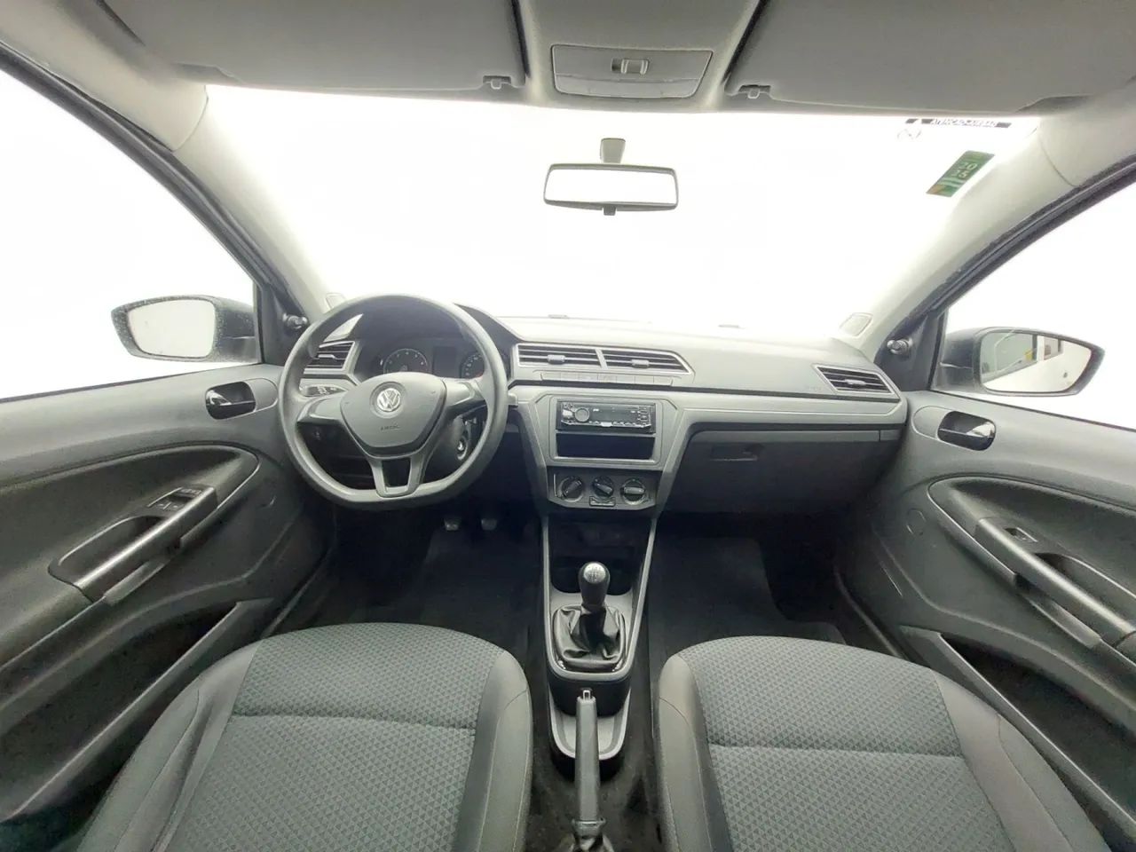 Volkswagen Voyage 1.0 Flex 12V 4p, foto 15 de 18