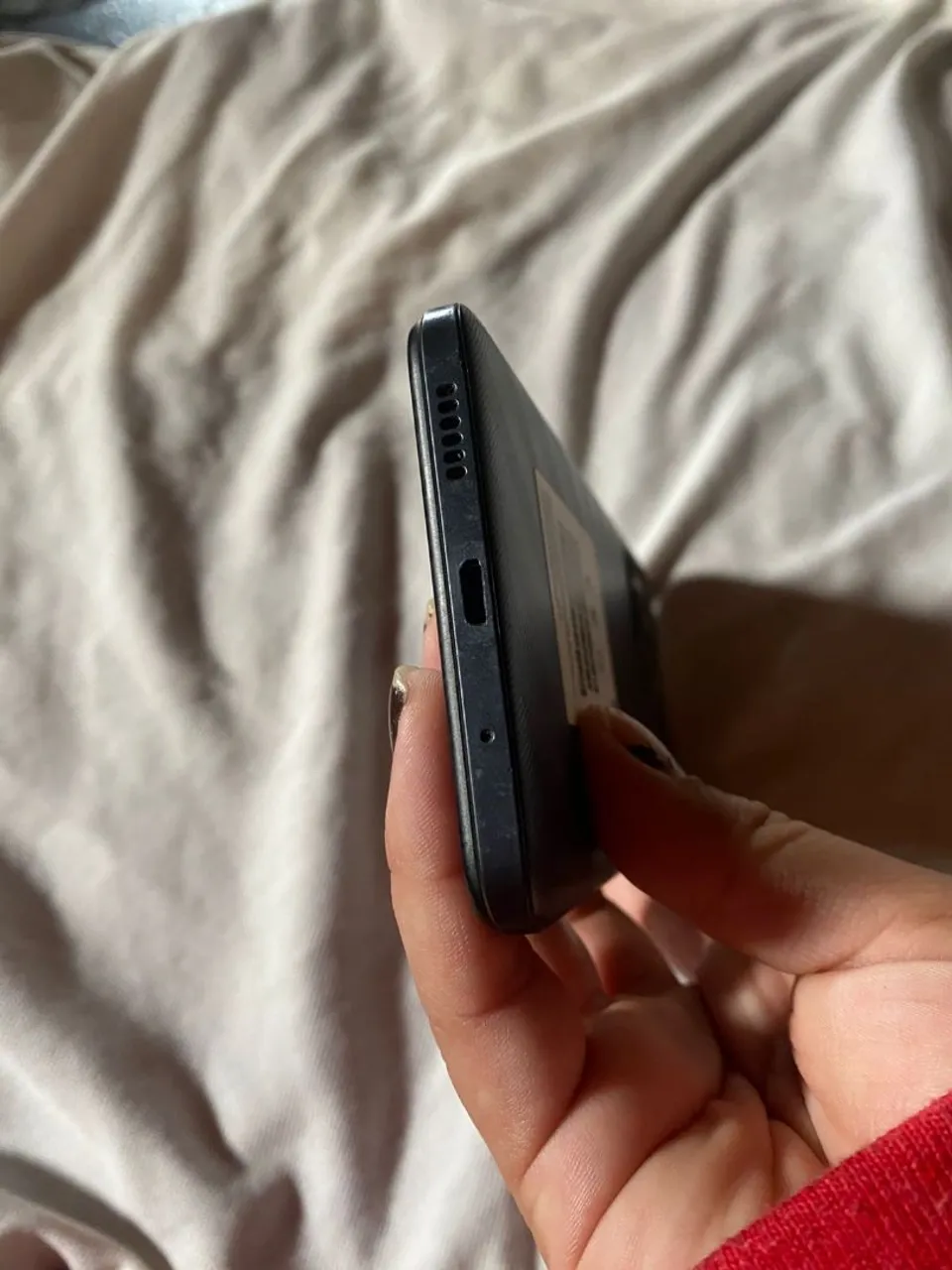 Redmi 12C Sem marcas de uso e todo original se fábrica.
