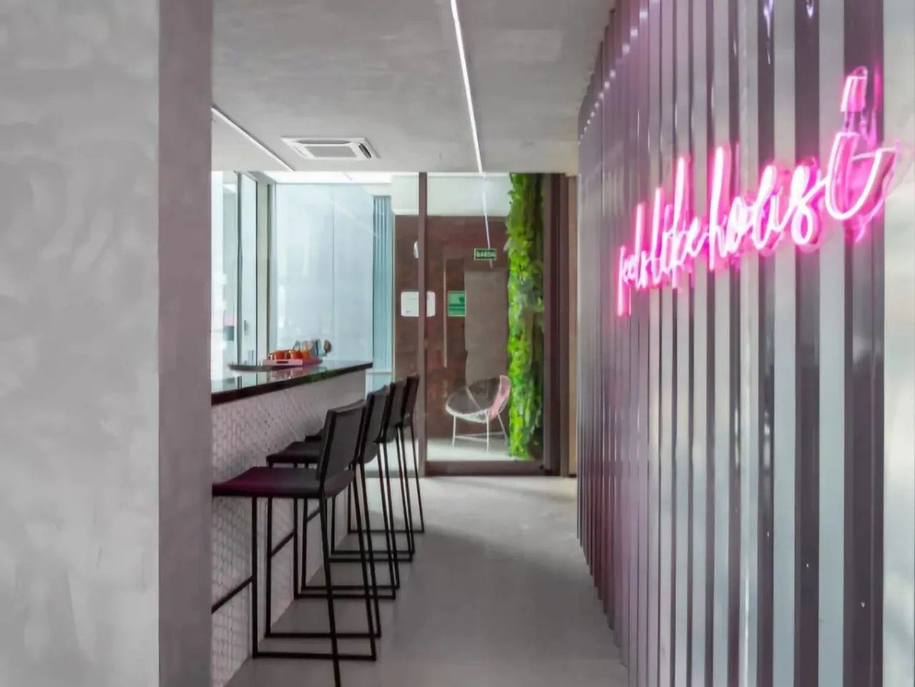 Studio Mobiliado Para Alugar no Indianópolis  Conforto e Praticidade em 28m² - Foto 9