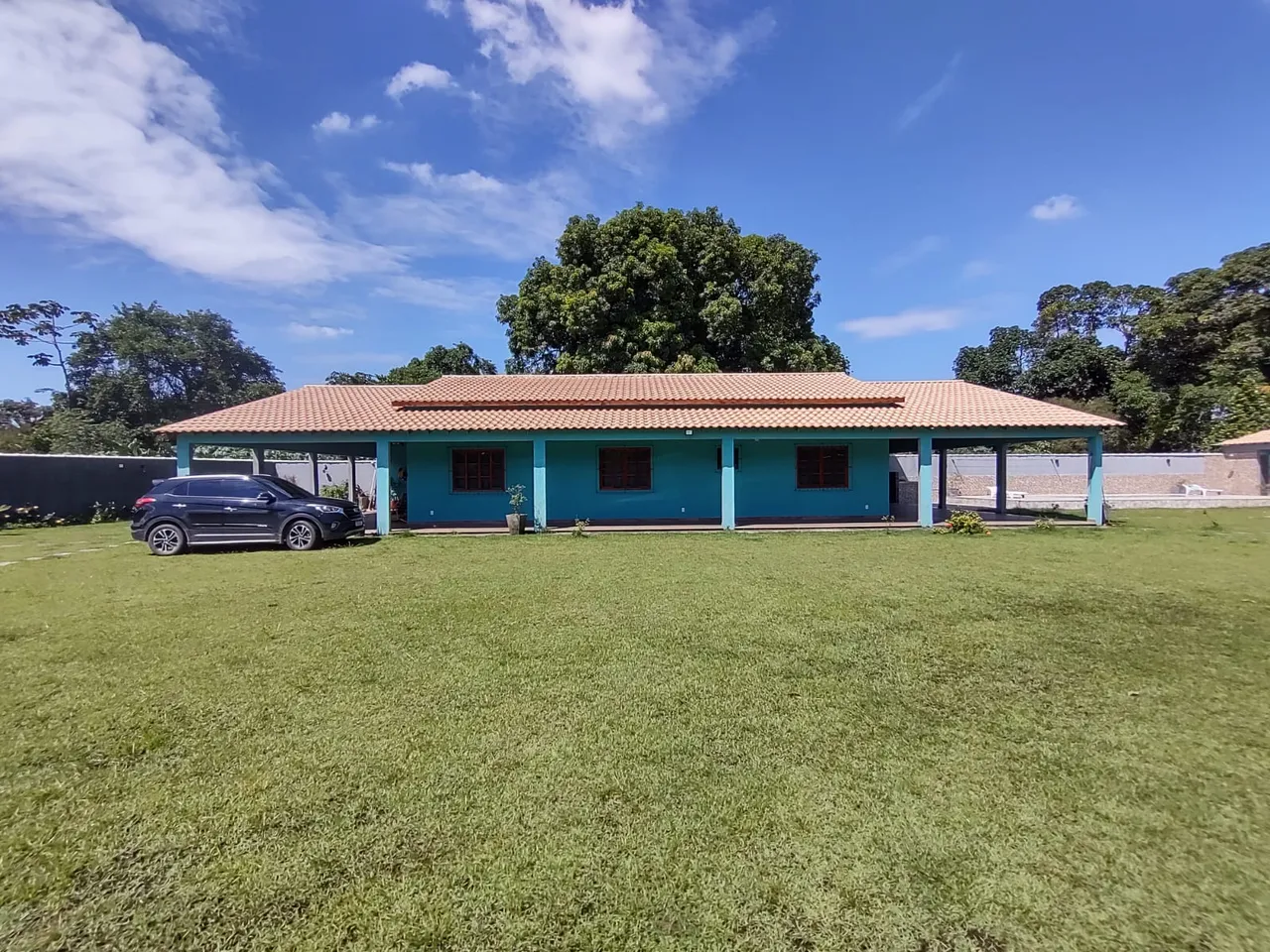 Mini Sitio de Alto Padrão com 2 qts e 1 suíte Taquara/Dq Caxias