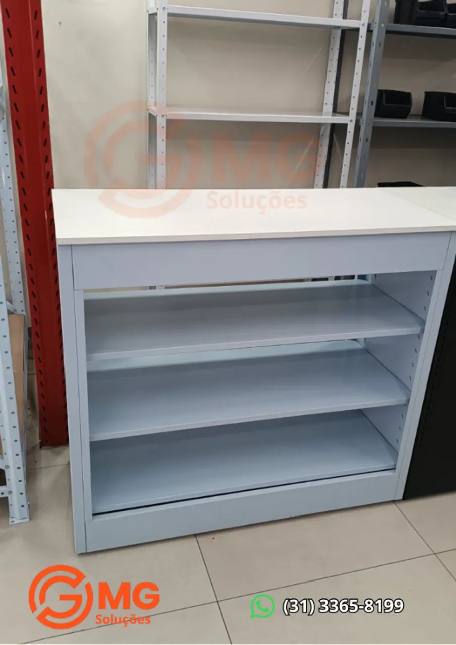 Balcão Caixa e Vitrine para Atendimento