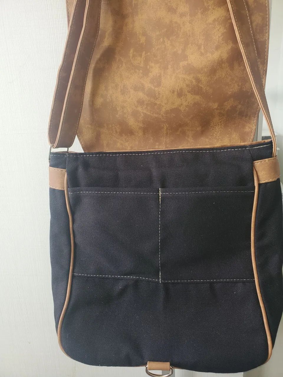 Bolsa universitária transversal lona preta estilo carteiro - Foto 5