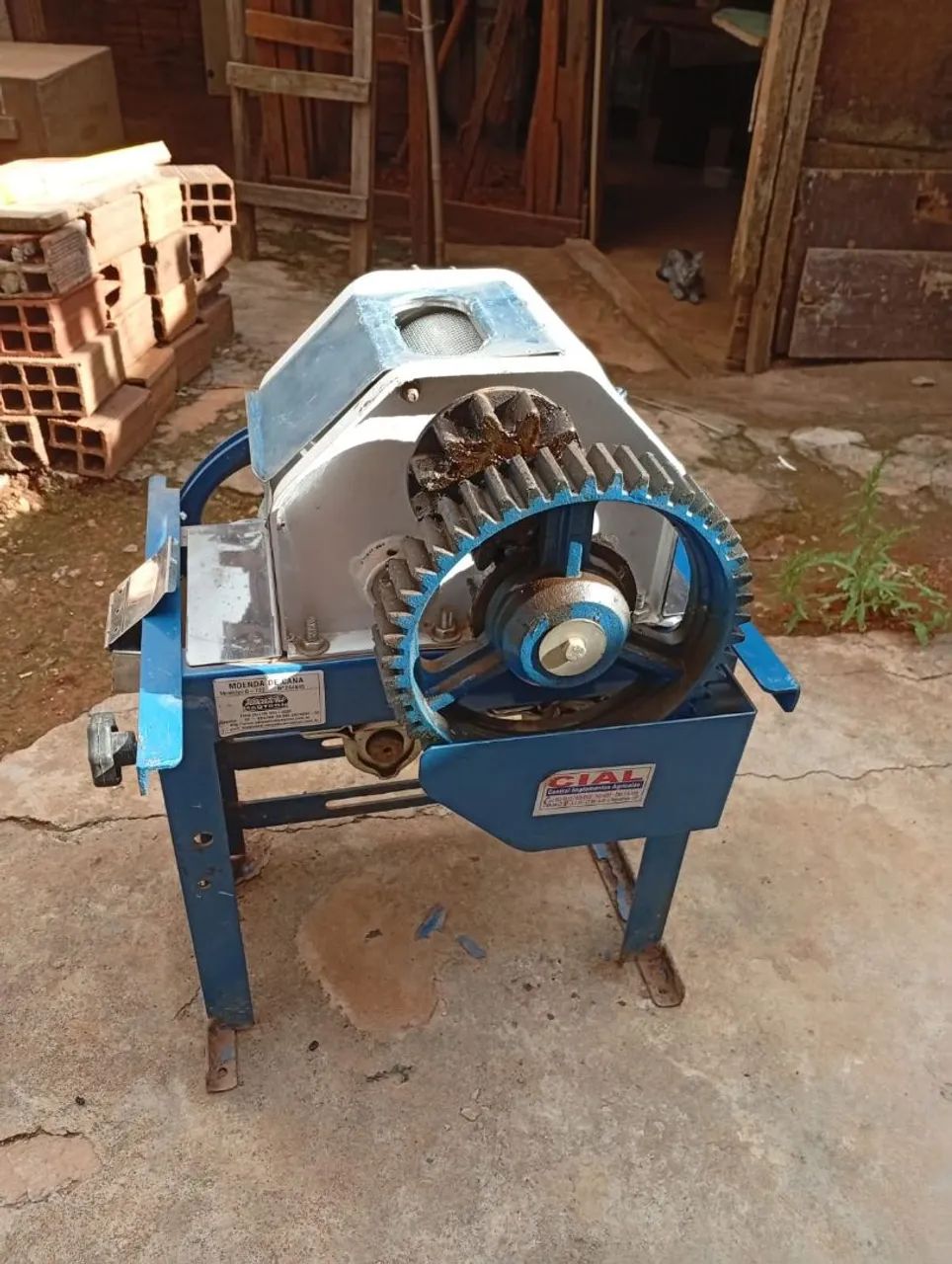 Máquina de moer cana e máquina de abrir massa de pastel - Foto 2