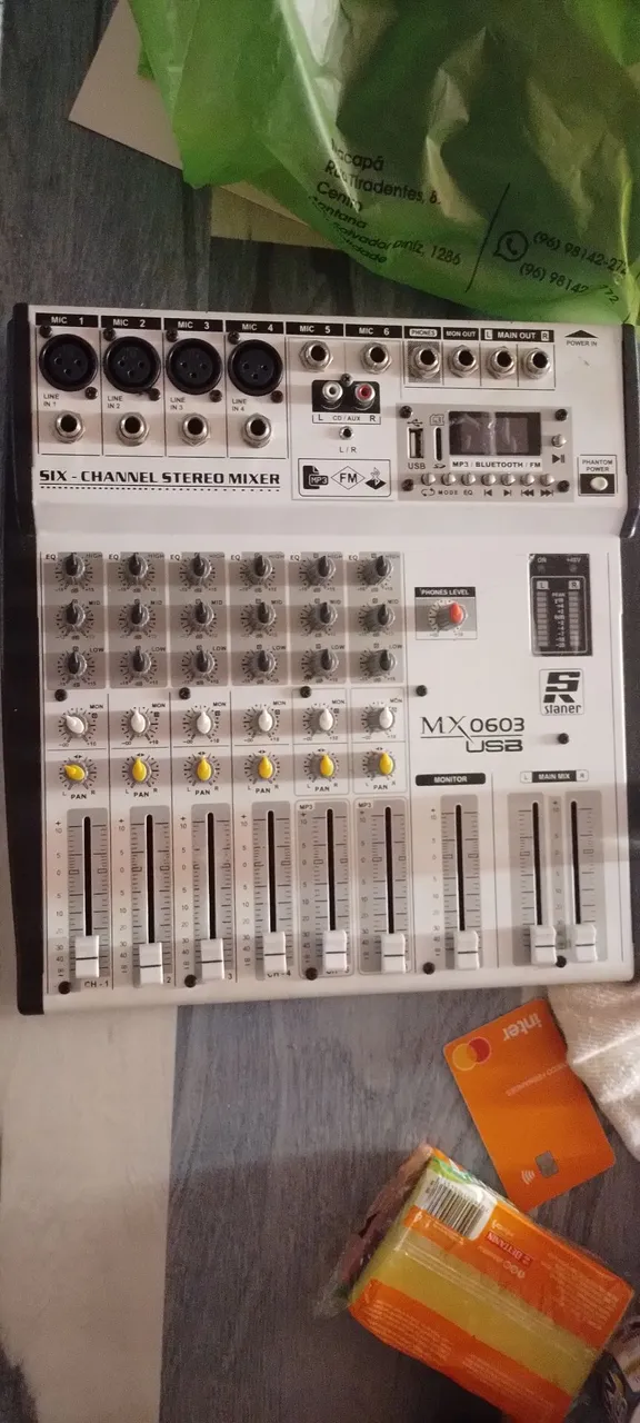 Mesa de som 8 canais staner MX0603 USB