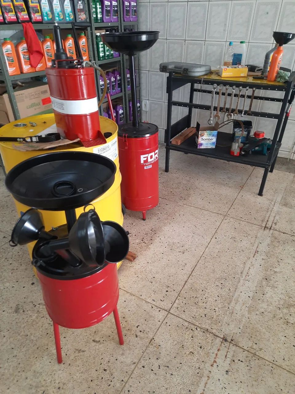 equipamentos e estoque completo para troca de oleo - Foto 5