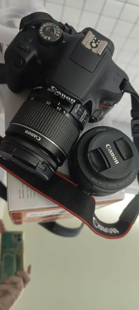 Câmera Canon nova + lentes