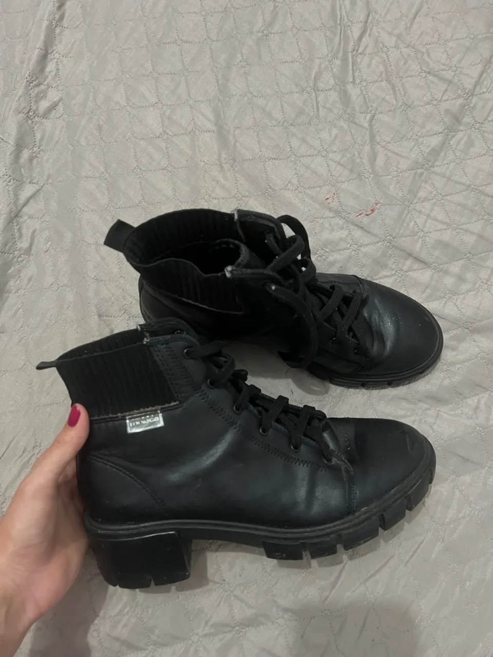 Botas femininas pretas
