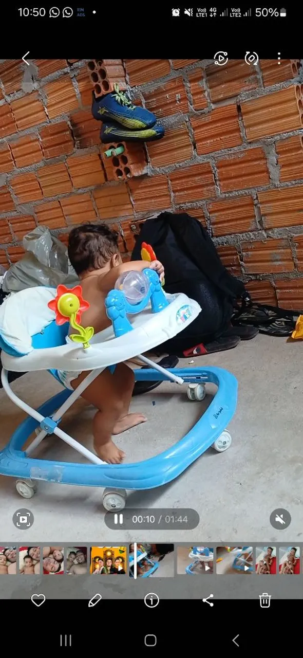 Andador Infantil Azul com Atividades