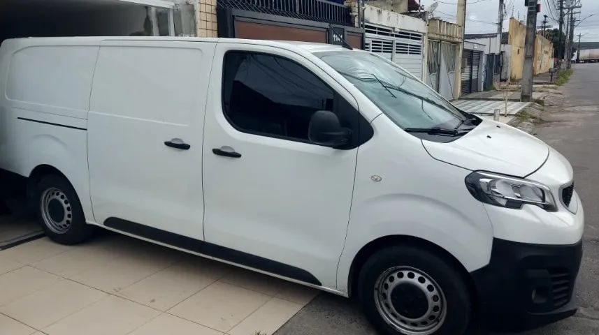 Expert Cargo Furgão 1.5 Diesel 2022/2022 apenas R$ 127.900,00 - Foto 5