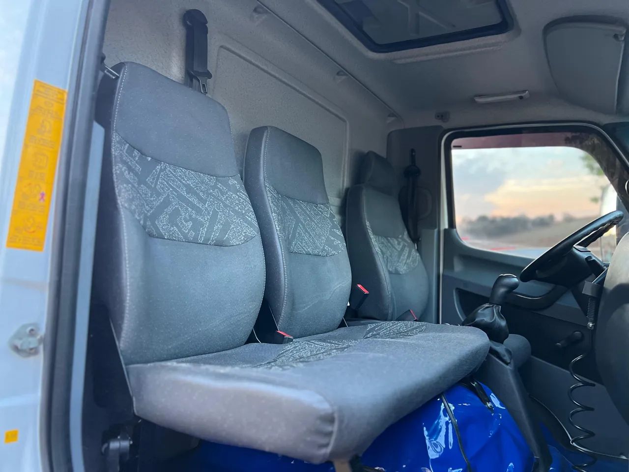 CAMINHÃO MB ACCELO 815 2020 3/4 NO CHASSI EXTRA TODO ORIGINAL  - Foto 8