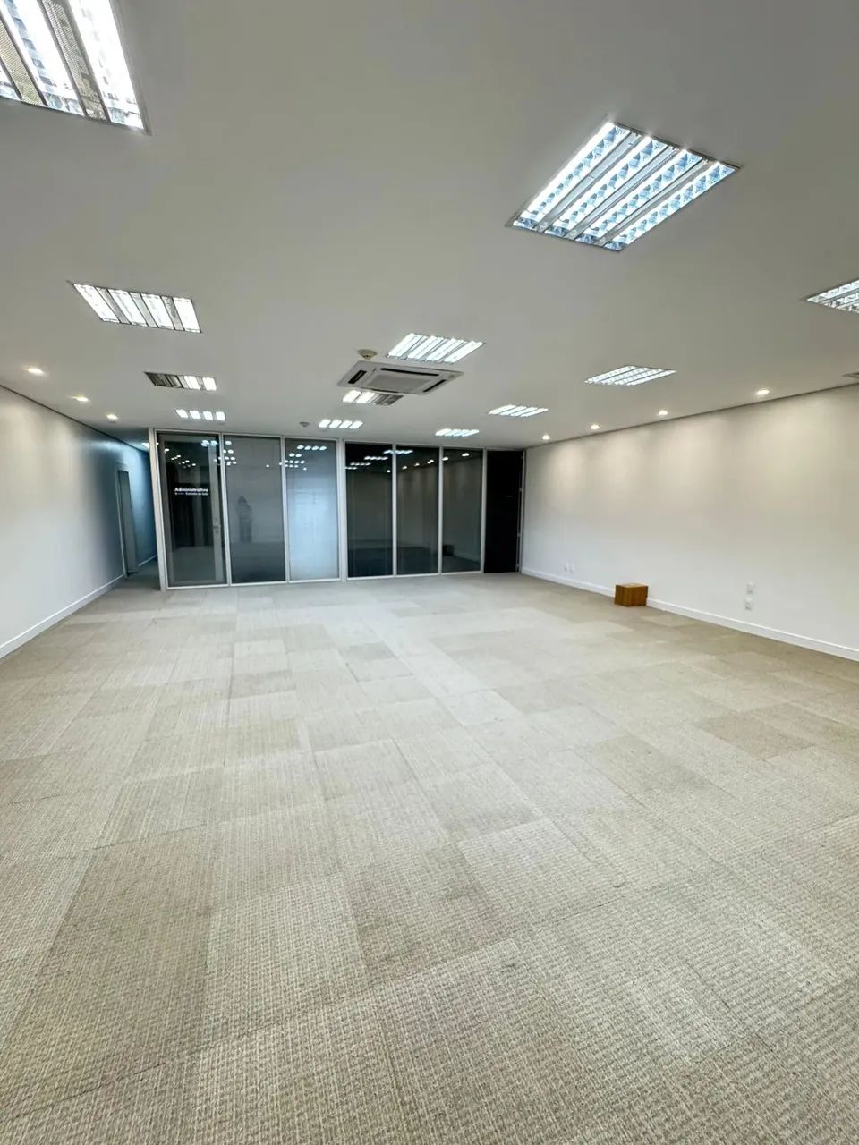 Sala Comercial no Edifício Celebration - Foto 5