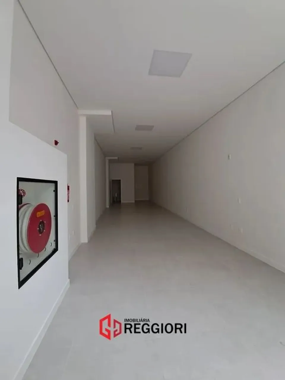 SALA COMERCIAL 79m² CENTRO DE BALNEARIO CAMBORIU