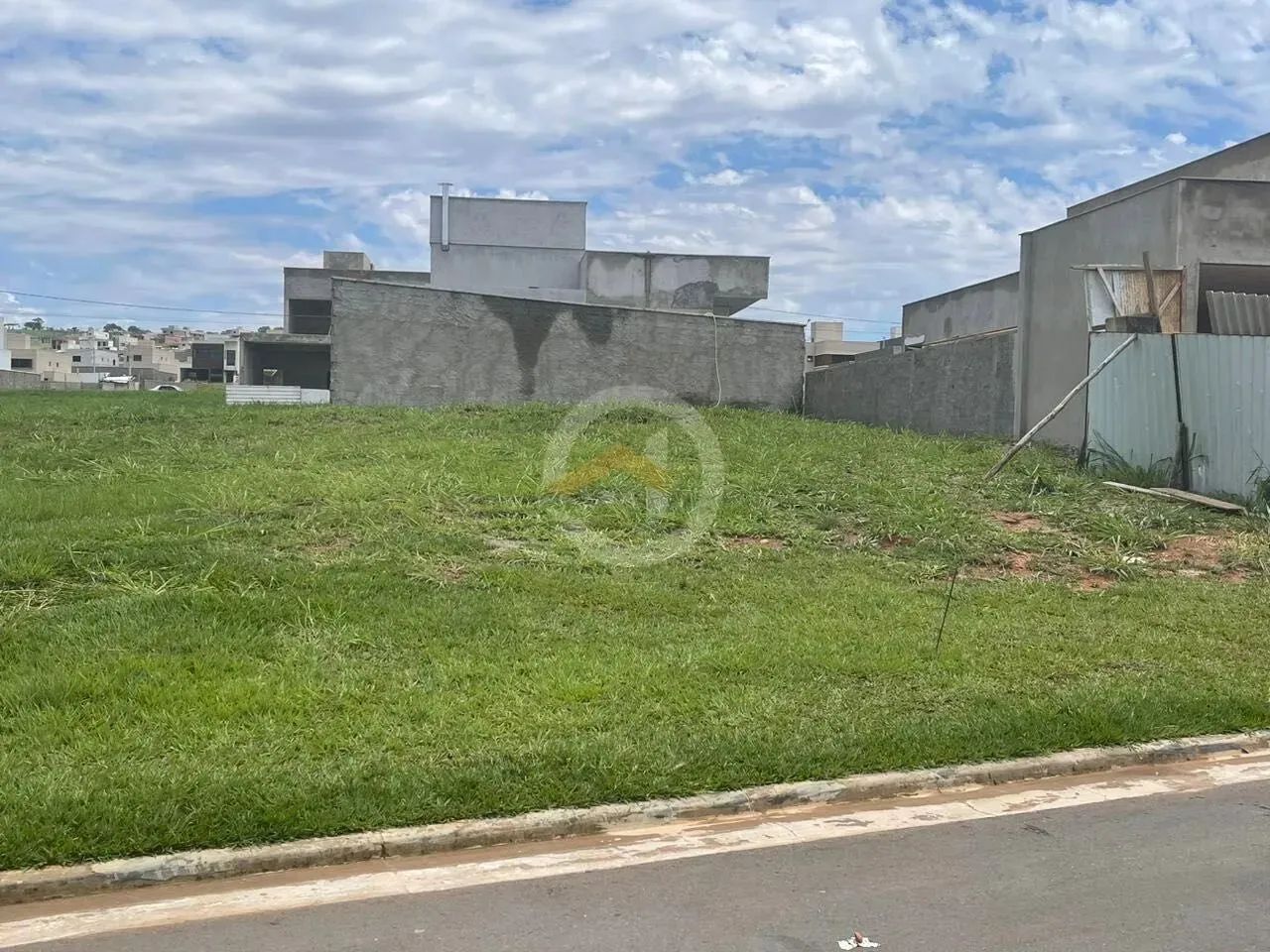 Terreno em Condomínio em Jardins Porto, Senador Canedo/GO - Foto 4