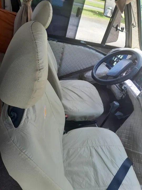 Vende-se Motorhome micro ônibus 7 lugares.I - Foto 7