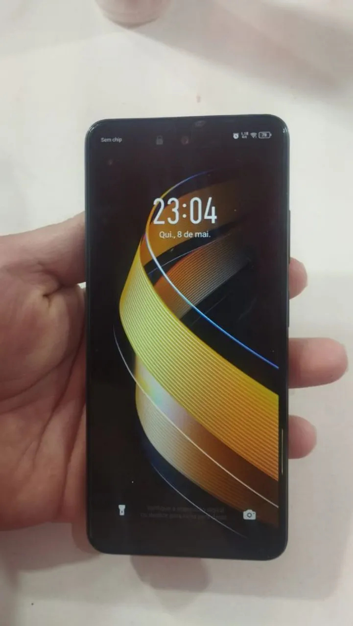 Vendo esse celular novo