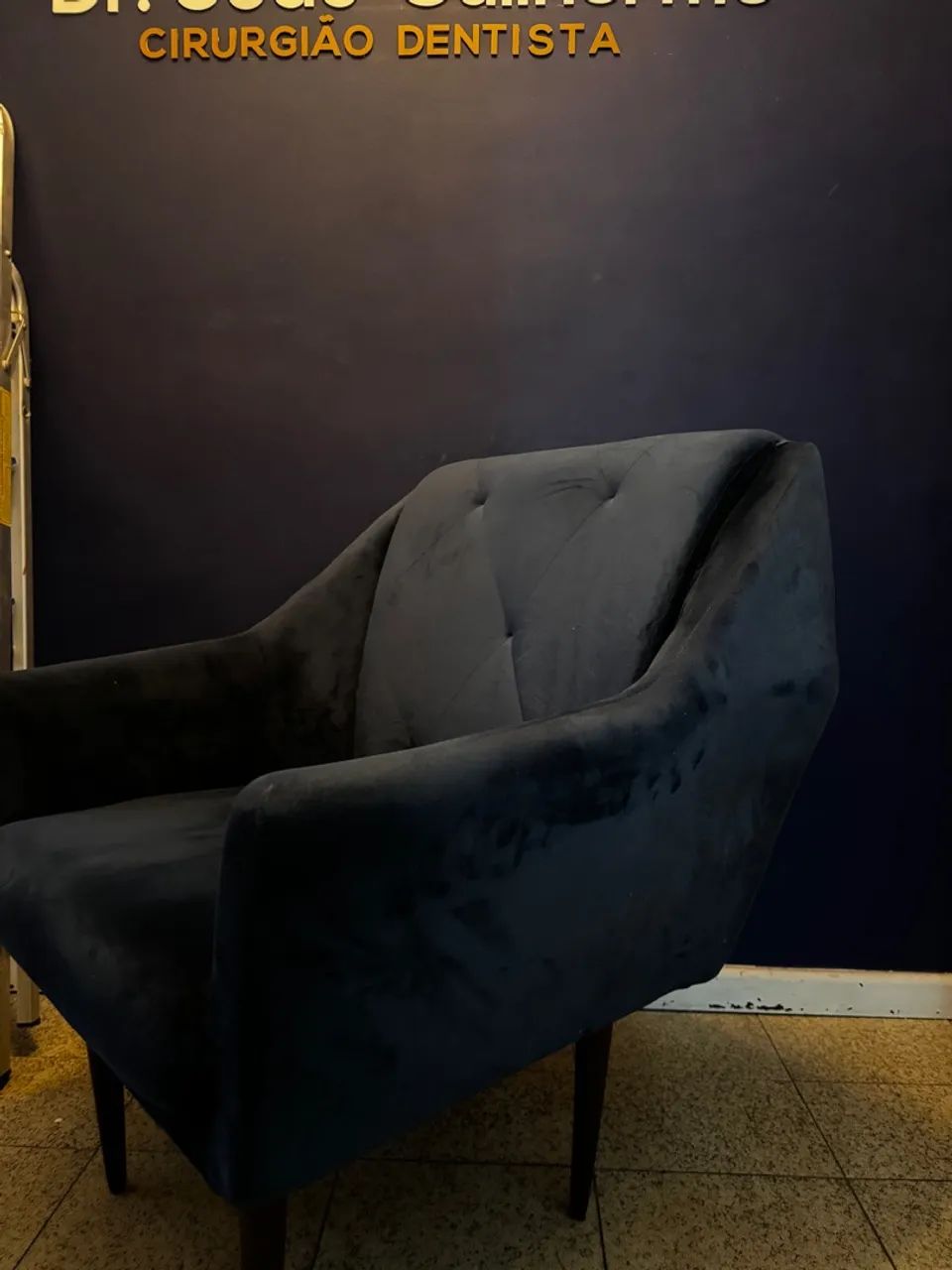 Poltrona de Veludo Azul