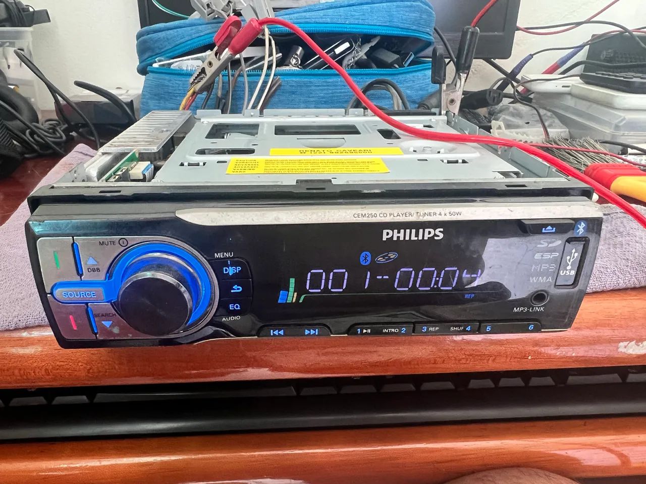 Som Philips CEM250 Bluetooth / USB / SdCard / CD / MP3  - Foto 5