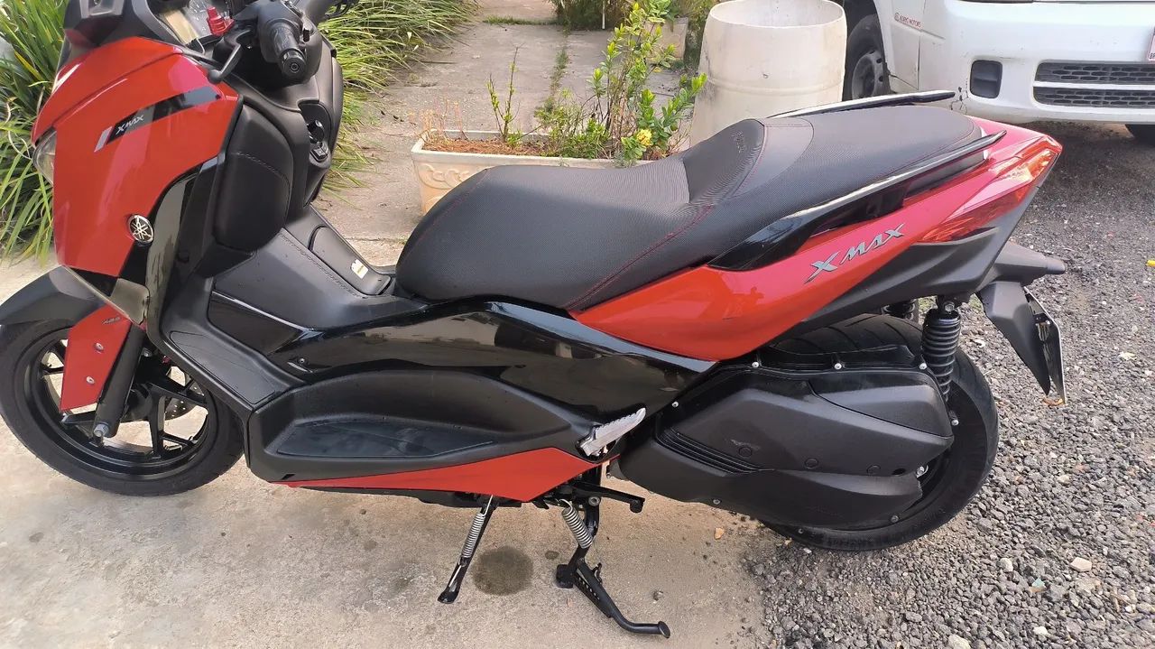 Xmax vermelha - 2024 - 9mil kms - Foto 2
