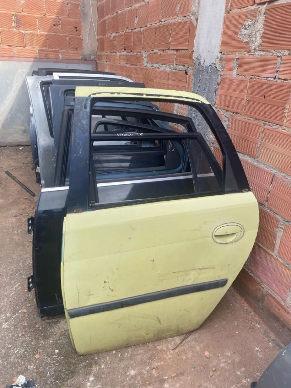 Porta traseira esquerda meriva 