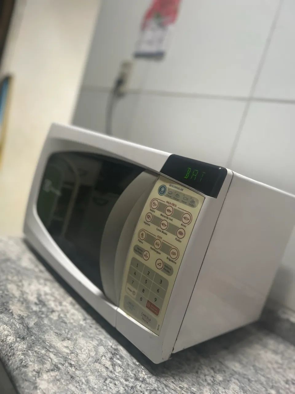 Micro-ondas Electrolux em ótimo estado - Funcionando perfeitamente - Foto 4