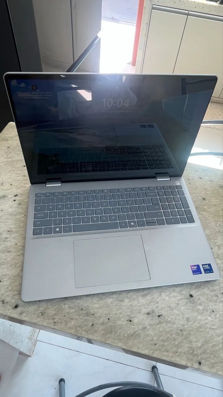 Notebook Dell 16 Plus praticamente completo para trabalho, estudos e uso profissional.