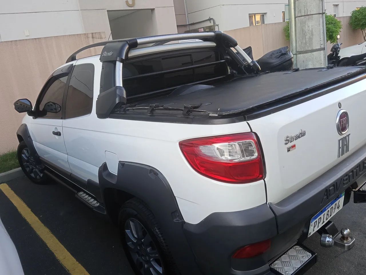 Fiat Strada Adventure1.8/ 1.8 Locker Flex CD 2016 - Foto 4