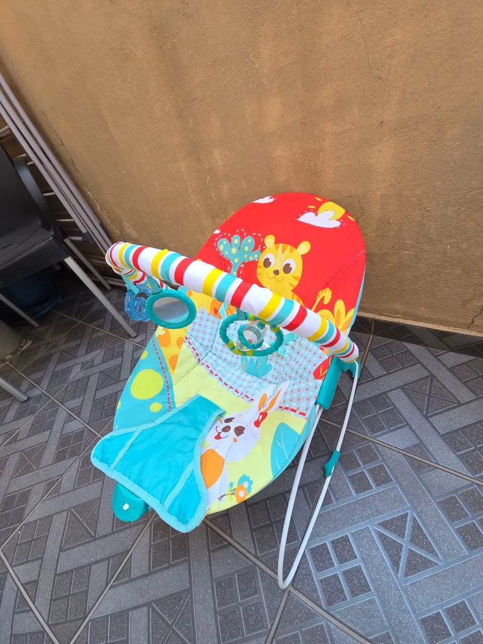 Cadeirinha de Descanso para Bebê Vibratória com Brinquedos - Foto 2