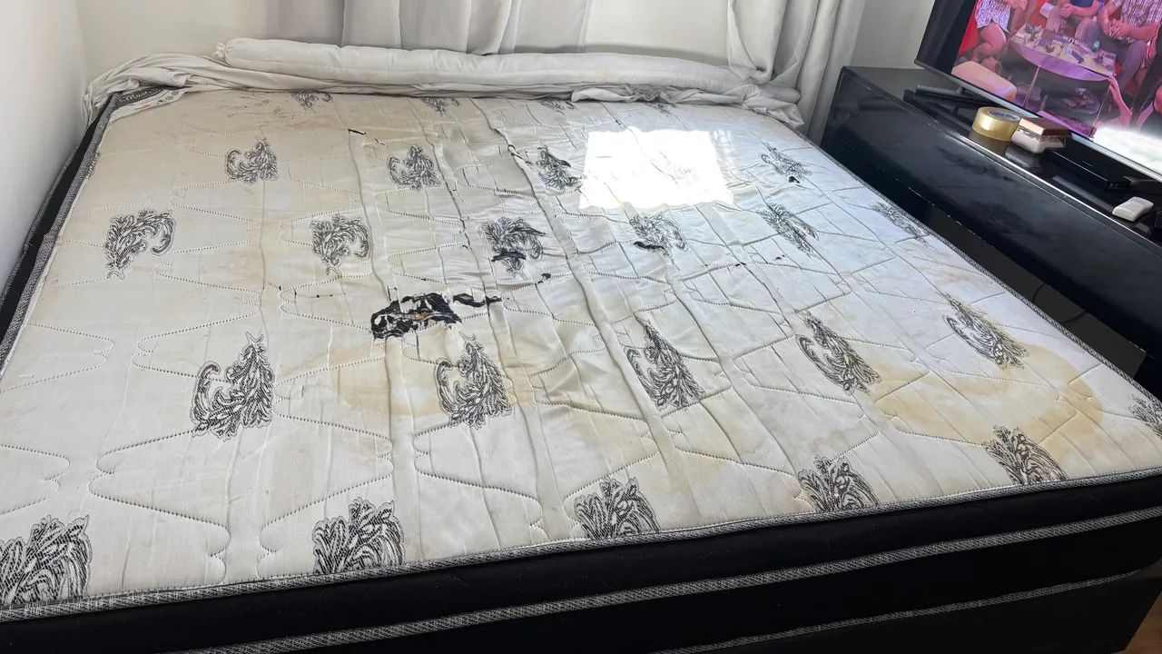 Cama casal mais colchão king size ortobom  - Foto 4