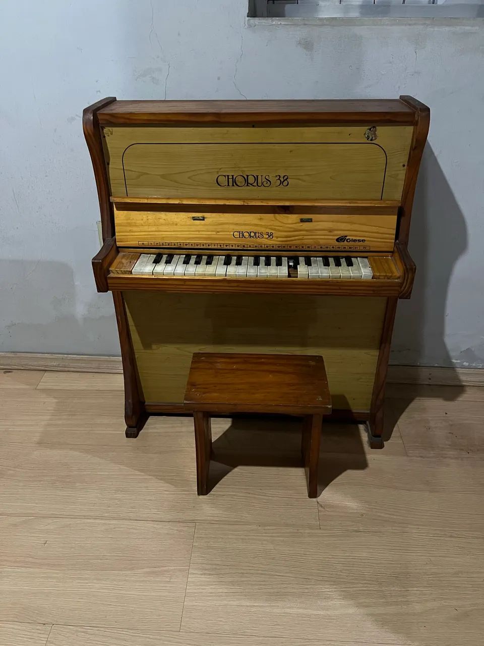 Piano CHORUS 38 - Foto 2