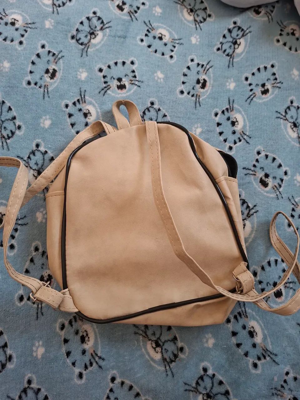 Mini mochila pouco usada - Foto 2