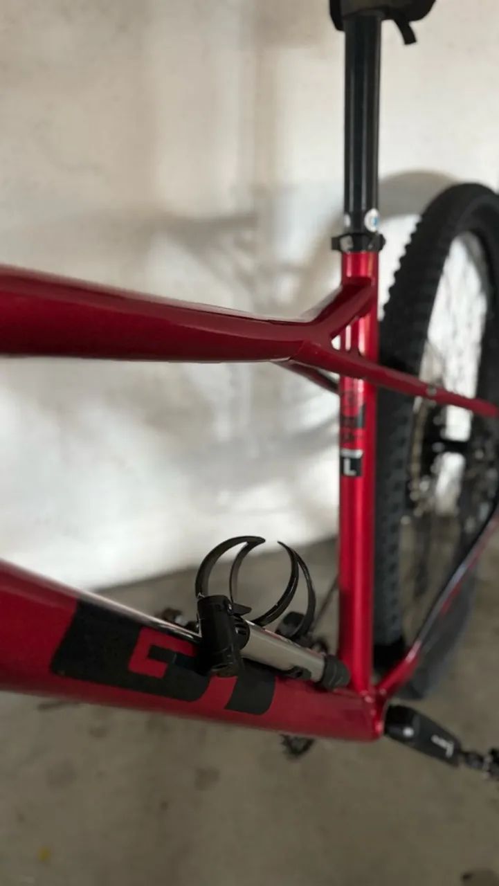 Bicicleta GT Avalanche Elite 29 XLE - Foto 2