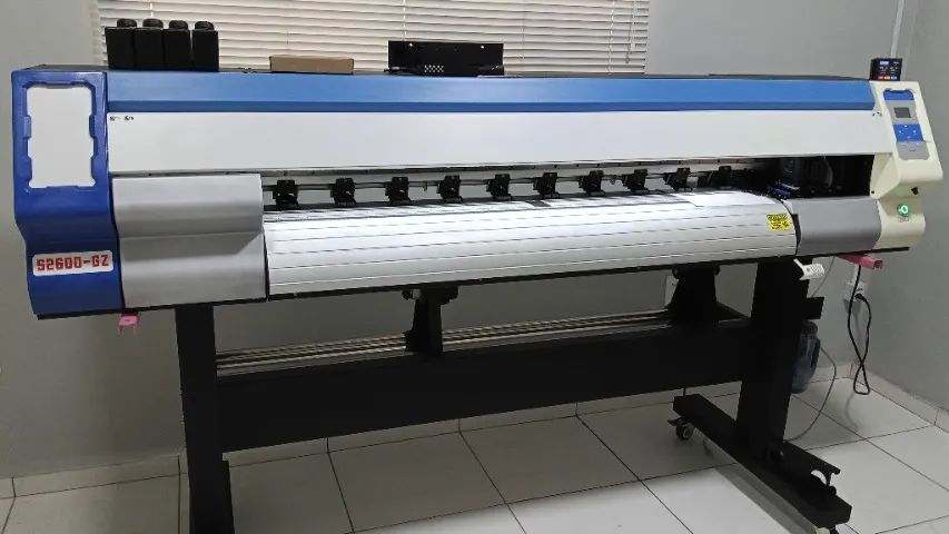 Plotter de  impressão - UV 